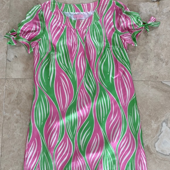 Lilly Pulitzer Dresses & Skirts - Lilly Pulitzer Silk Shift Dress Size 10